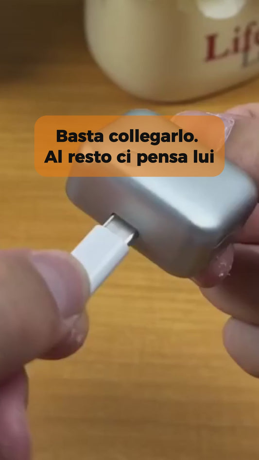 VoltSense Adattatore USB-C 140W con Distacco Automatico di Sicurezza